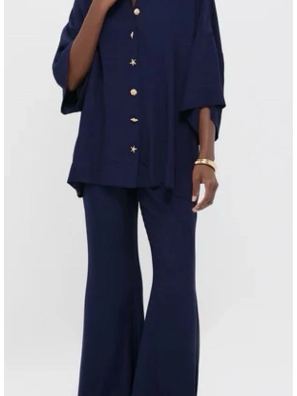 Tuckernuck Navy Viscose Charmeuse Nautilus Blouse Medium M NWT - Picture 4 of 9
